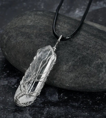 💎 Amorphous Crystal Pendant Necklace – Natural White Stone with Irregular Design - SmartPlaceShop